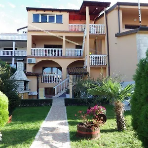  Appartamento Zdravko